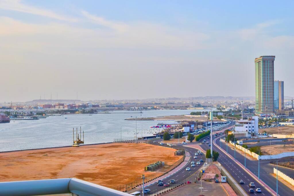 Chic/elegant 4 Bedrooms… Apartment Jeddah